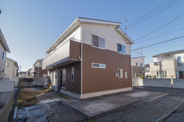 宇都宮駅 バス43分  仁良塚神社前下車：停歩8分 1-2階の物件外観写真